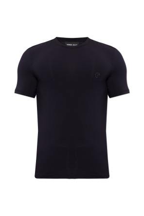 Camiseta con logo bordado