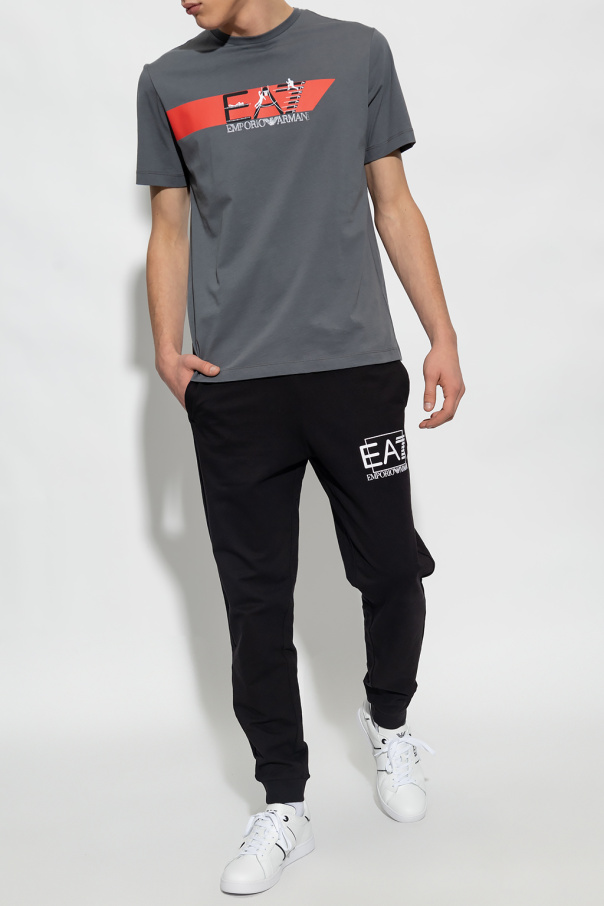 ea7 emporio armani black hoodie T-shirt with logo