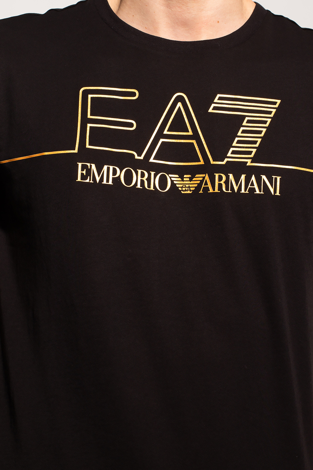 Giorgio Armani logo-plaque suede loafers Braun Logo T-shirt