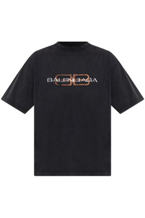 T-shirt with a crinkled effect