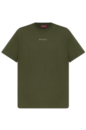 Camiseta com logotipo