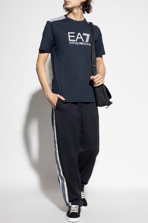 EA7 Emporio Armani Camiseta de la colección `Sustainability`