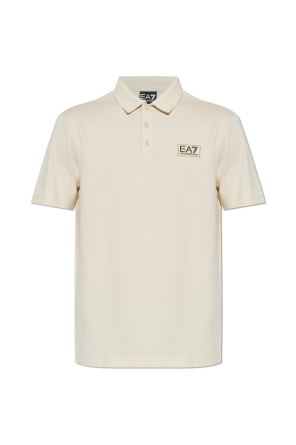 Polo con parche con logo