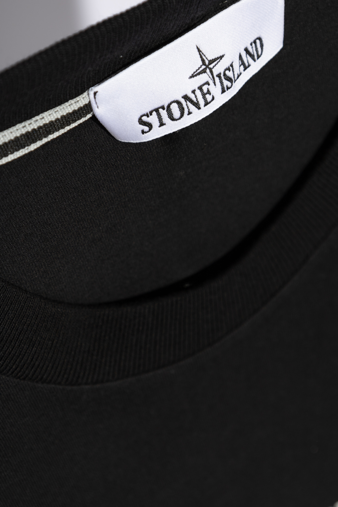 Stone Island T-shirt pleased with logo