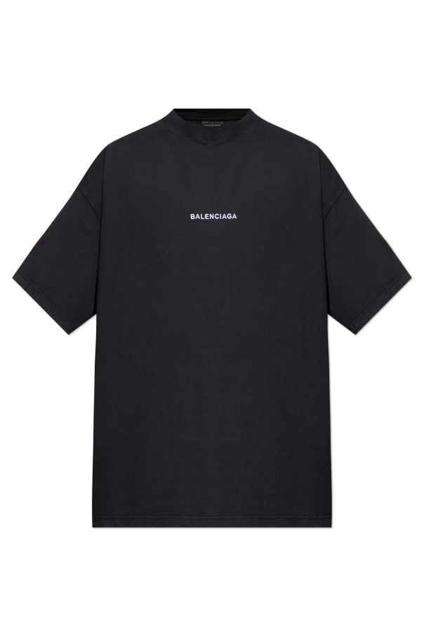 T-shirt with a patch on the sleeve od Balenciaga