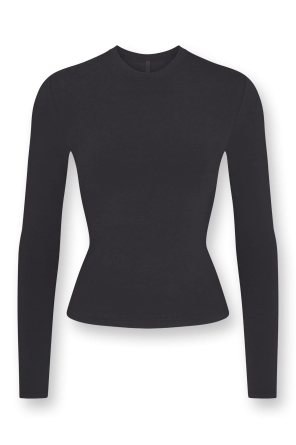 Long-sleeve T-shirt