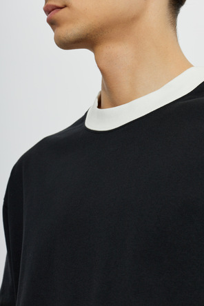 Givenchy T-shirt com aplicação do logótipo