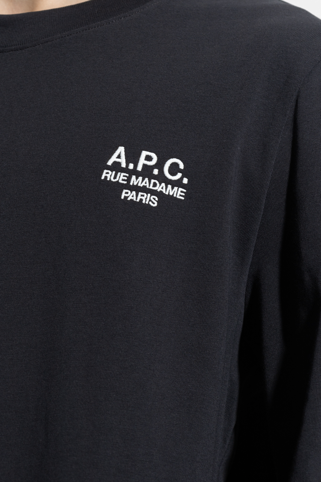 A.P.C. ‘Olivier’ T-shirt with long sleeves
