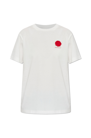 T-shirt with an appliqué