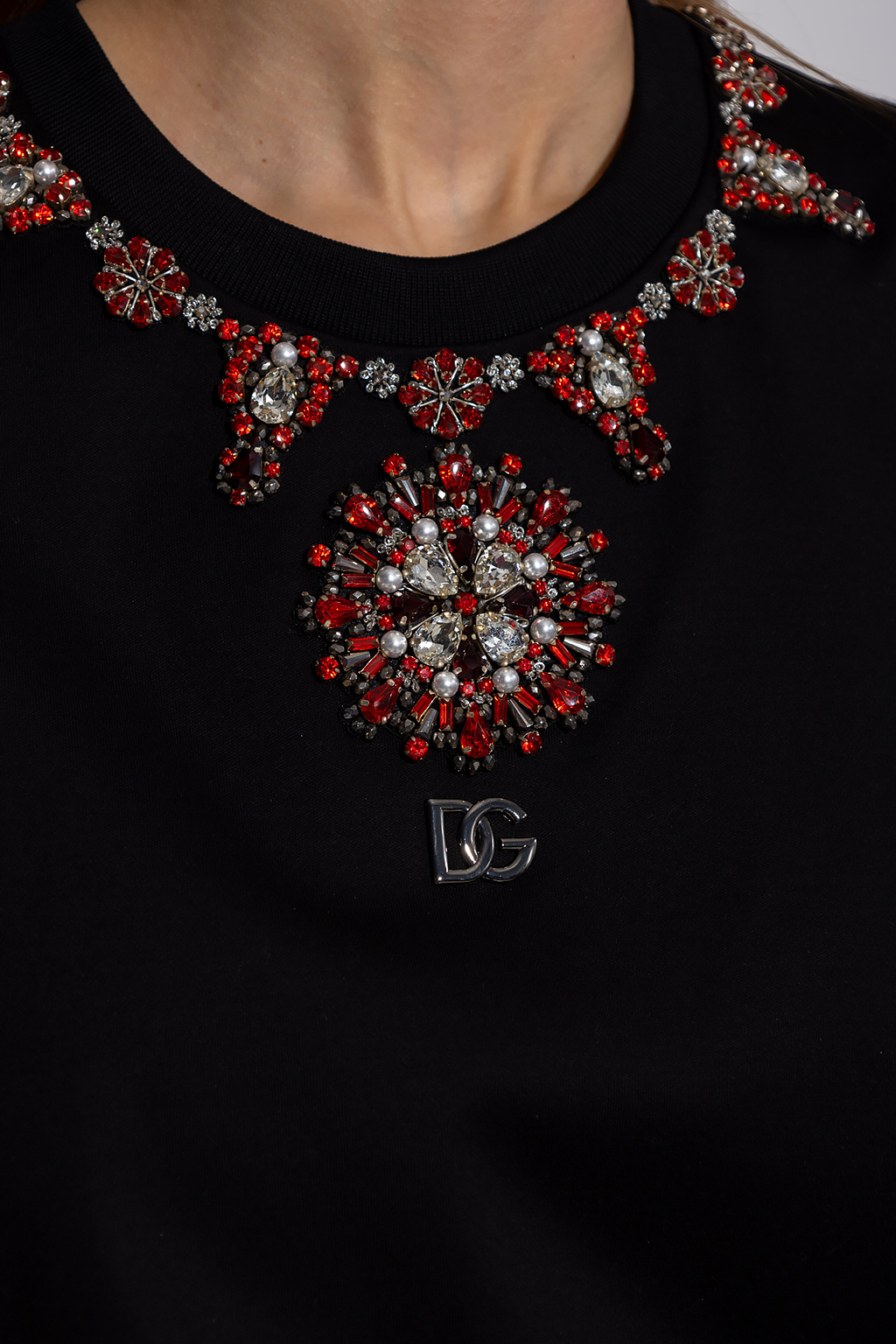 DOLCE & GABBANA DOUBLE NECKLACE WITH LOGO Appliquéd T-shirt