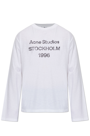 Long-sleeve T-shirt