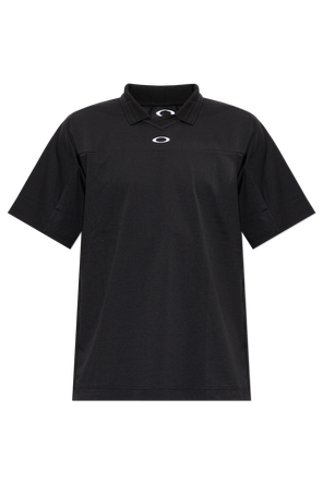 T-shirt with a collar
