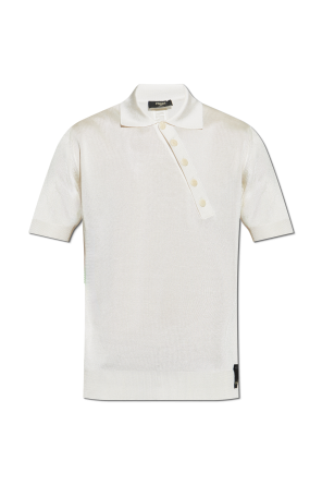 Polo with logo patch