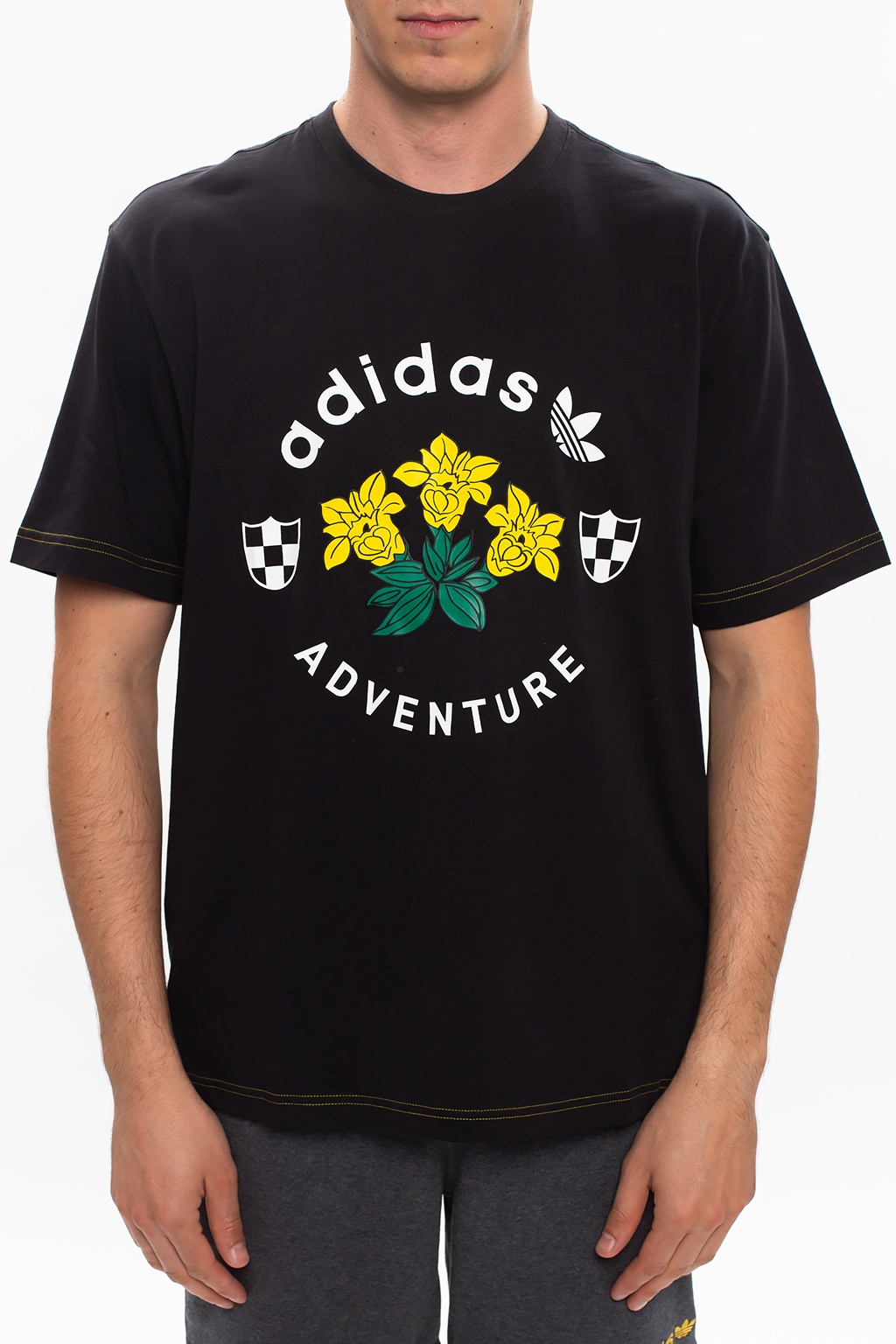 アディダス公式通販】アドベンチャー グラフィック 半袖Tシャツ [IXQ50]｜[GD5607] [GD5608]｜オリジナルス メンズ  Tシャツ｜adidas オンラインショップ