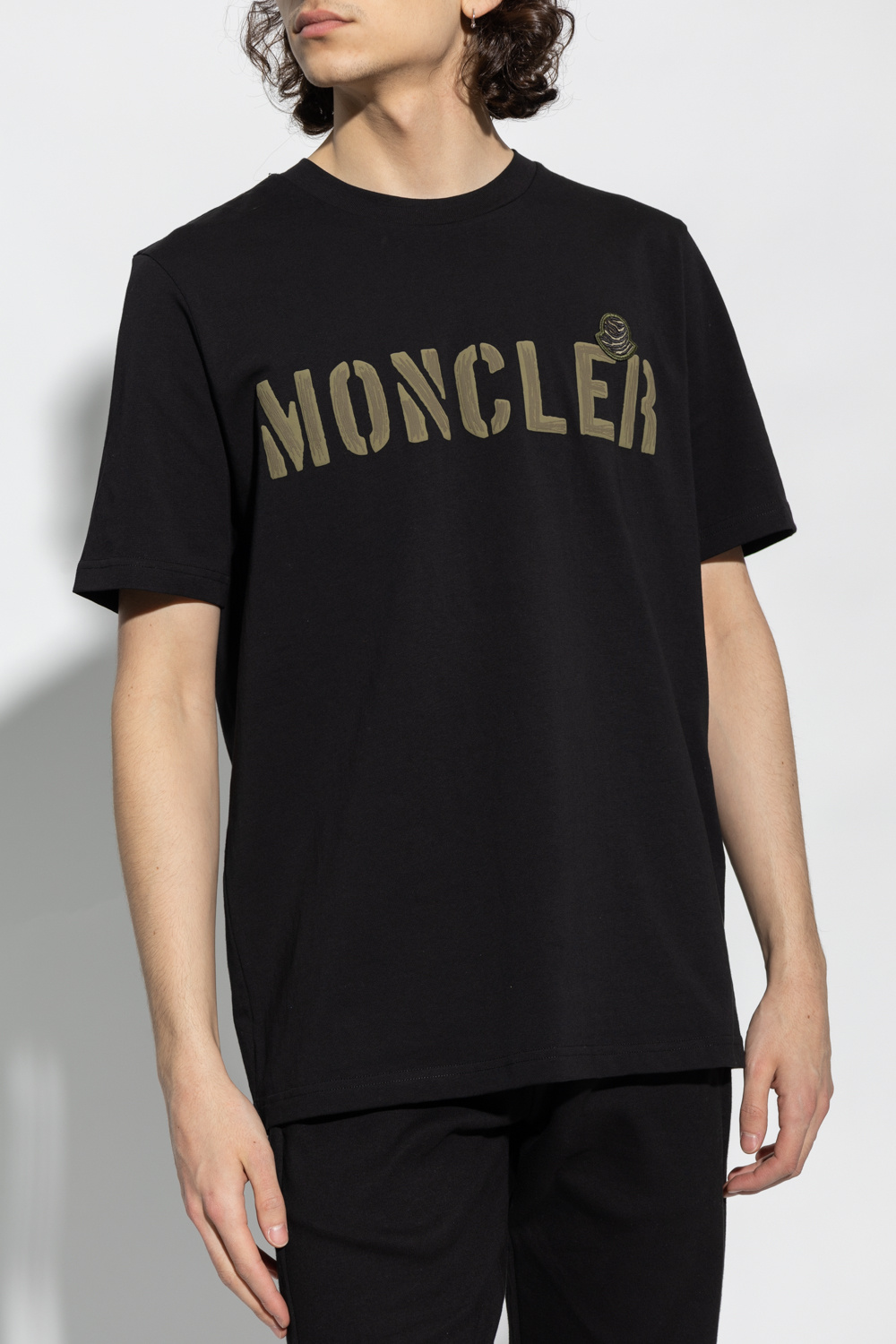Moncler mobb deep x milkcrate athletics og logo t shirts