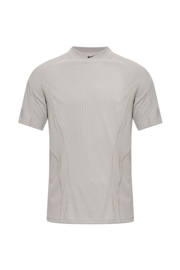 T-shirt with logo od Nike