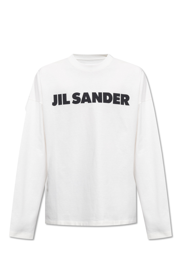Choose an outfit that reflects your style od JIL SANDER