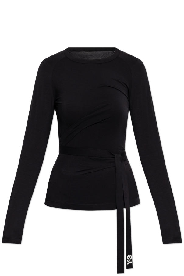 Top with decorative finish od Y-3