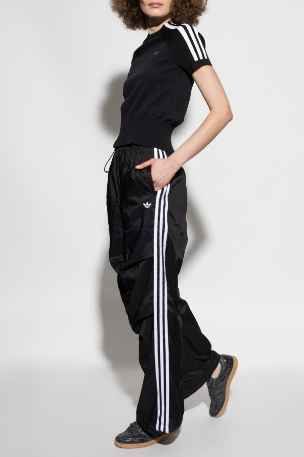 ADIDAS Originals Top con aplicación en forma de logo