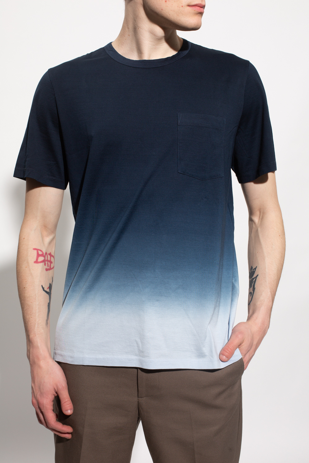 Theory T-shirt with chest pocket