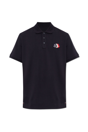 Polo con parche con logo
