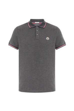 Polo con parche con logo