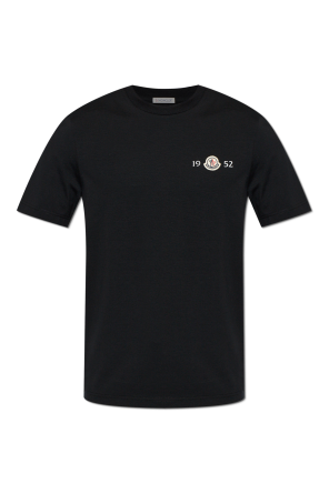 T-shirt with logo patch
