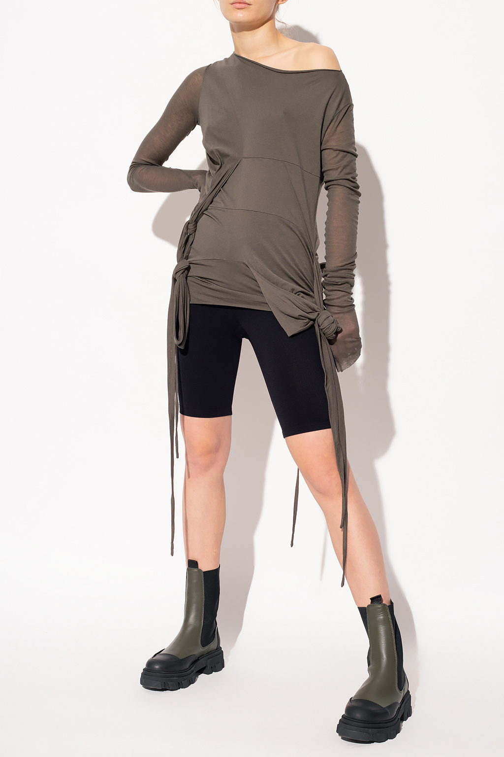 T-shirt Ours En Peluche Noir Asymmetrical T-shirt