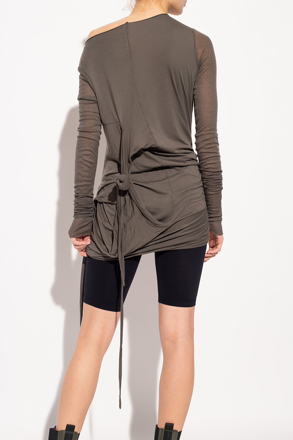 T-shirt Ours En Peluche Noir Asymmetrical T-shirt