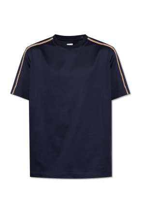 T-shirt with a round neckline