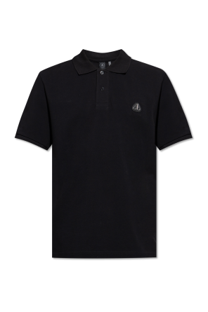 Polo with logo patch