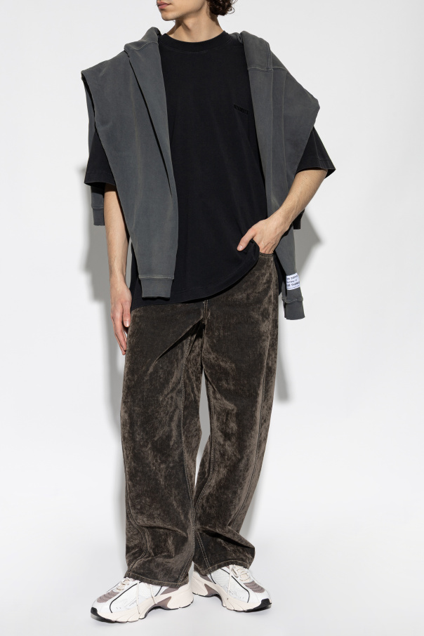 VETEMENTS T-Shirt mit gesticktem Logo