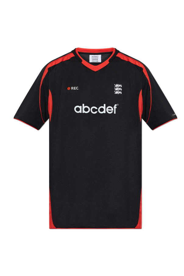 T-shirt with print od VETEMENTS