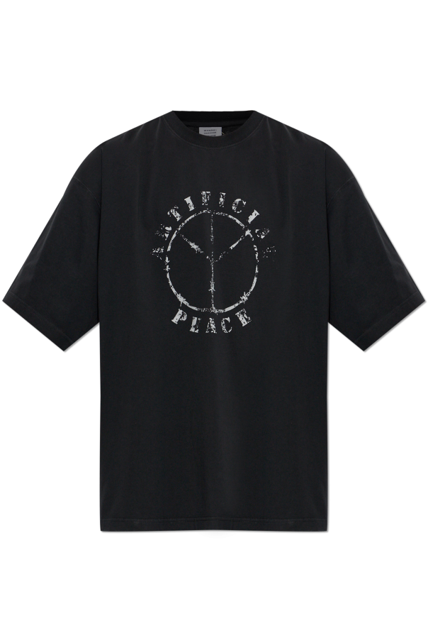 T-shirt with print od VETEMENTS