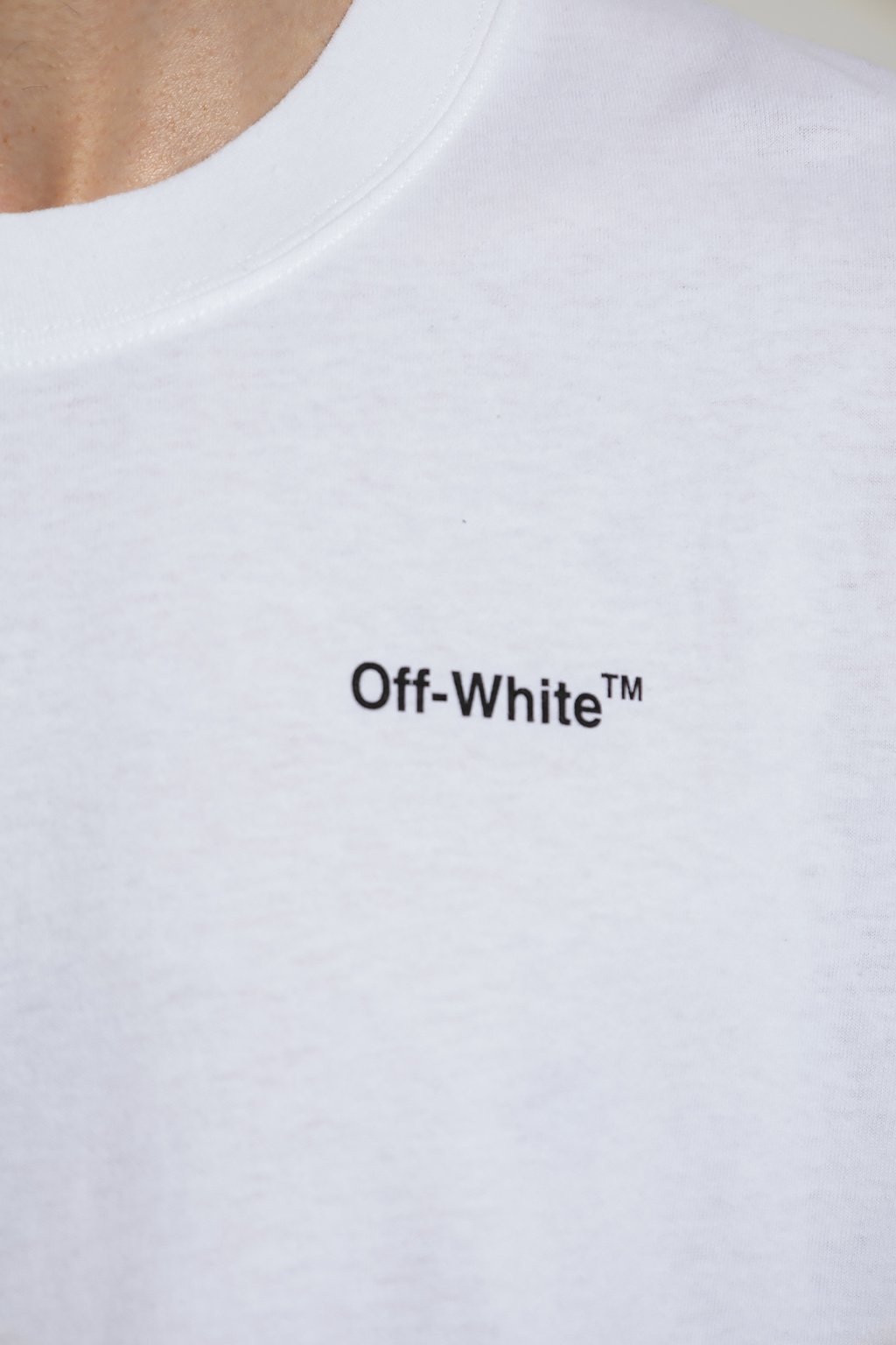 Off-White T-shirt with logo