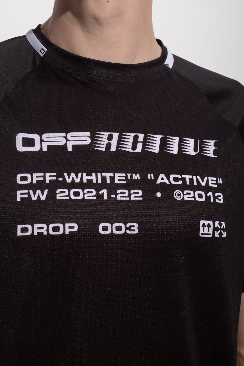 Off-White T-shirt with logo