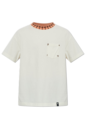 T-shirt com bolso