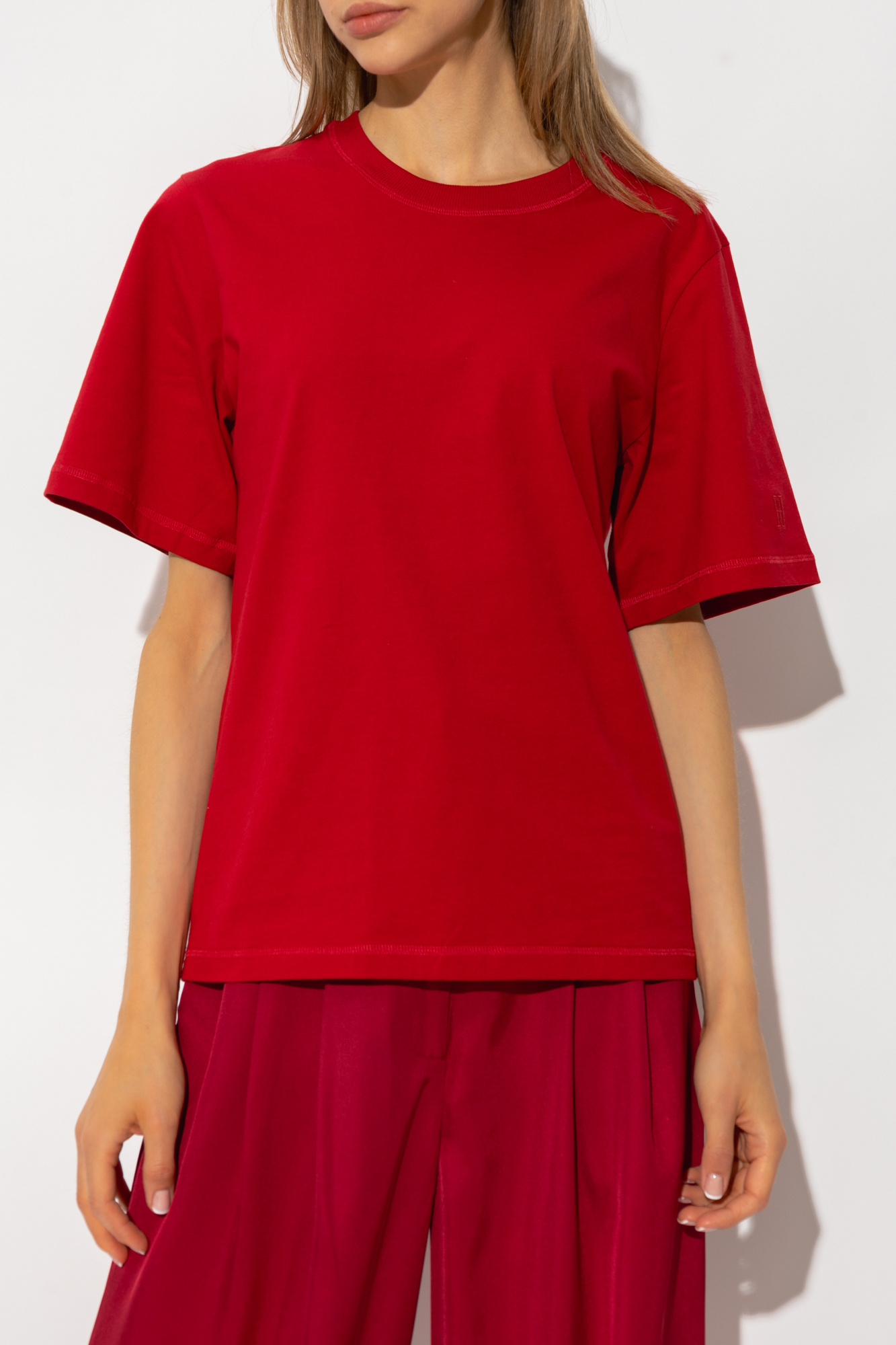 By Malene Birger ‘Hedil’ T-shirt with logo