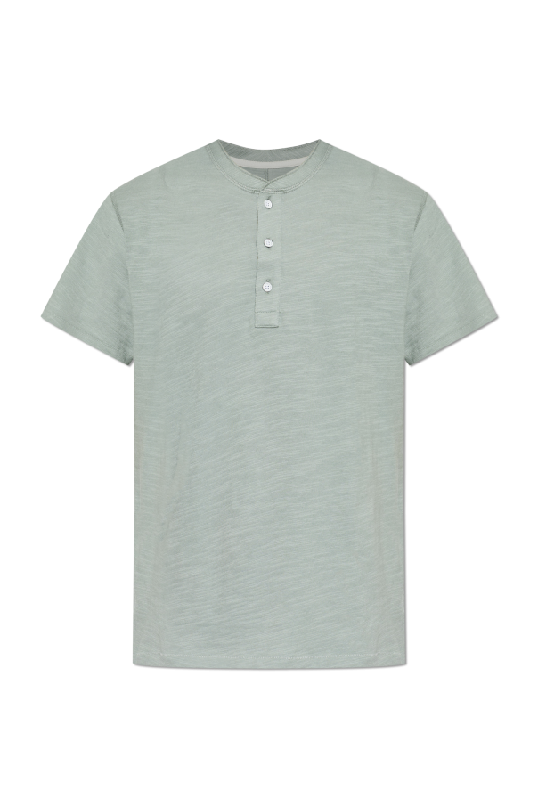 T-shirt with a buttoned neckline od Rag & Bone
