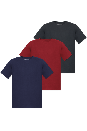 3-pack of t-shirts