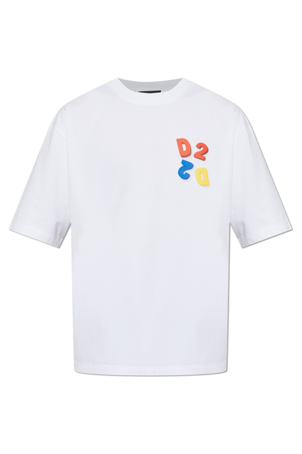 T-shirt with a patch od Dsquared2