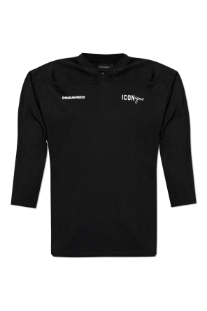 T-shirt with shoulder pads