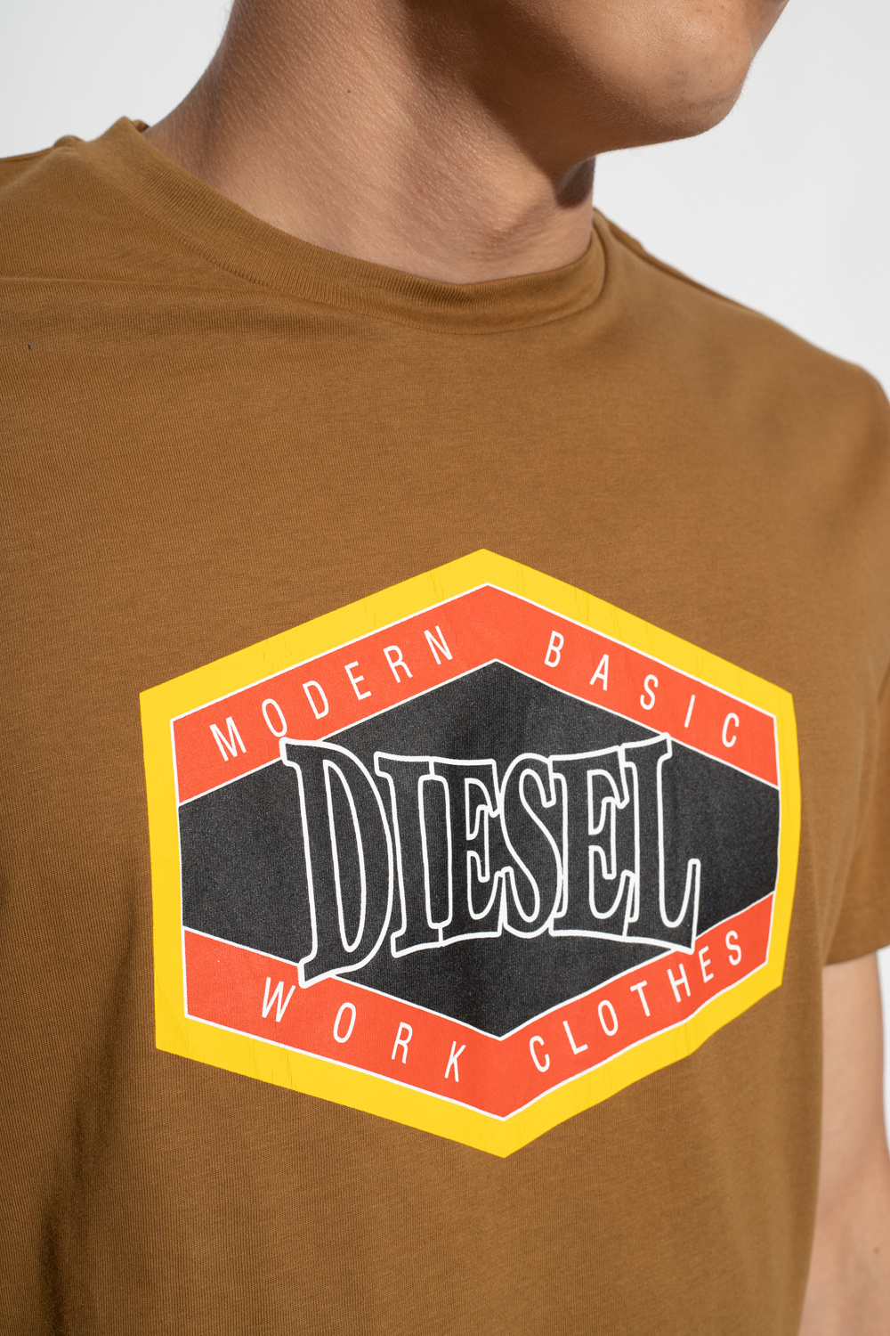 Diesel ‘T-Diegor’ T-shirt van with logo