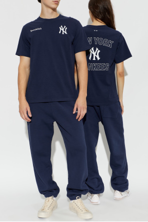 Sporty & Rich T-shirt from the '47 & The New York Yankees' collection