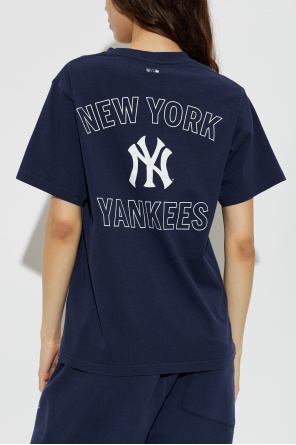 Sporty & Rich T-shirt from the '47 & The New York Yankees' collection