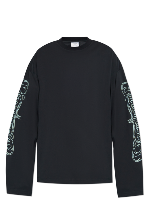 Long-sleeve T-shirt