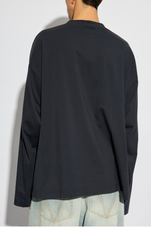 VETEMENTS Long-sleeve T-shirt