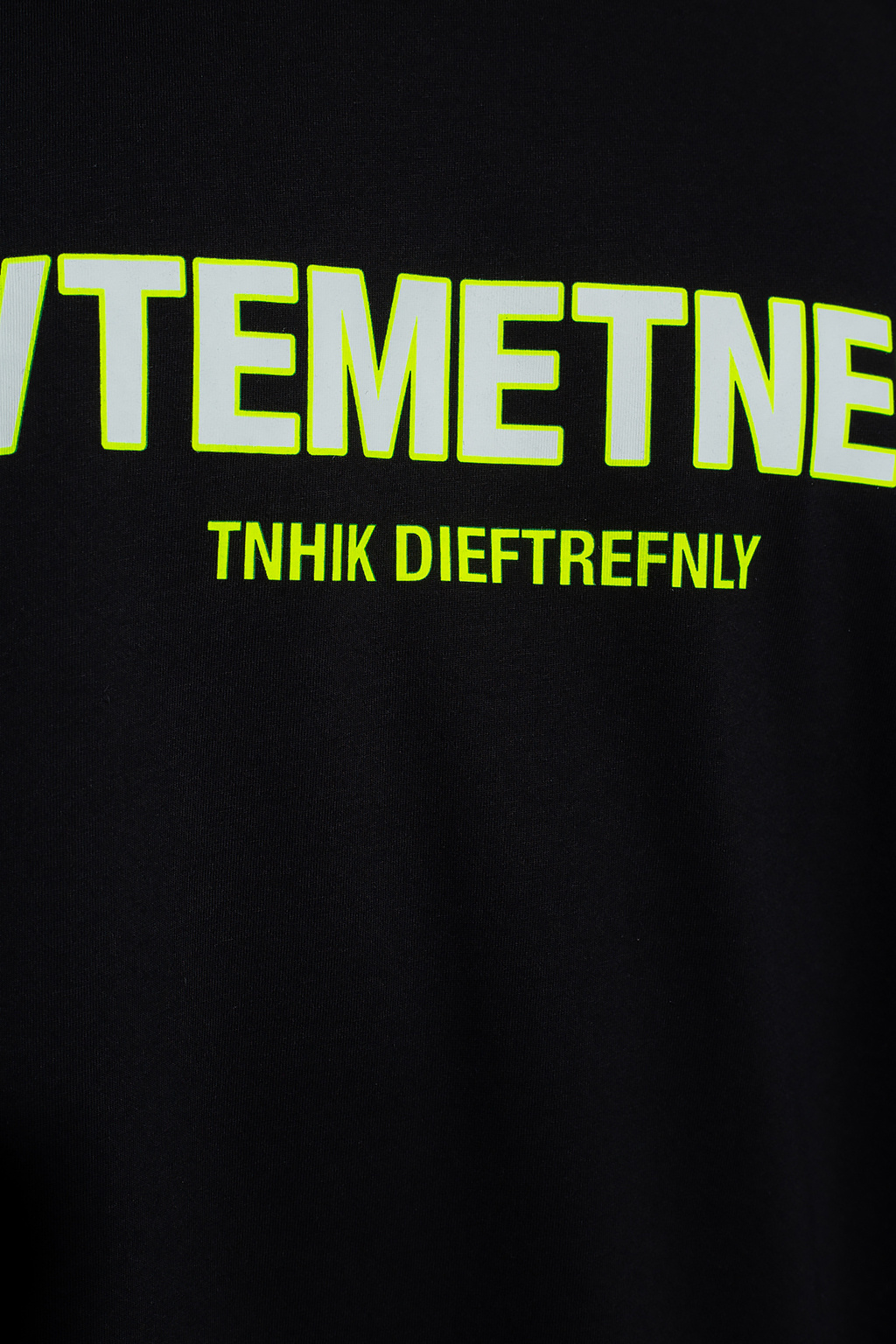 VETEMENTS T-shirt with logo