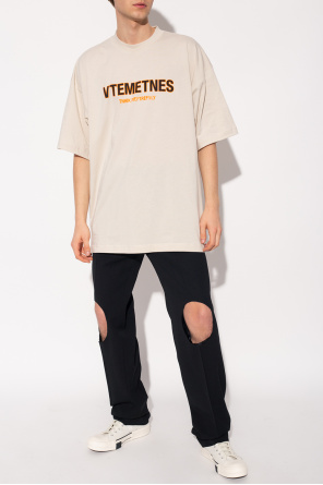 T-shirt with logo od VETEMENTS