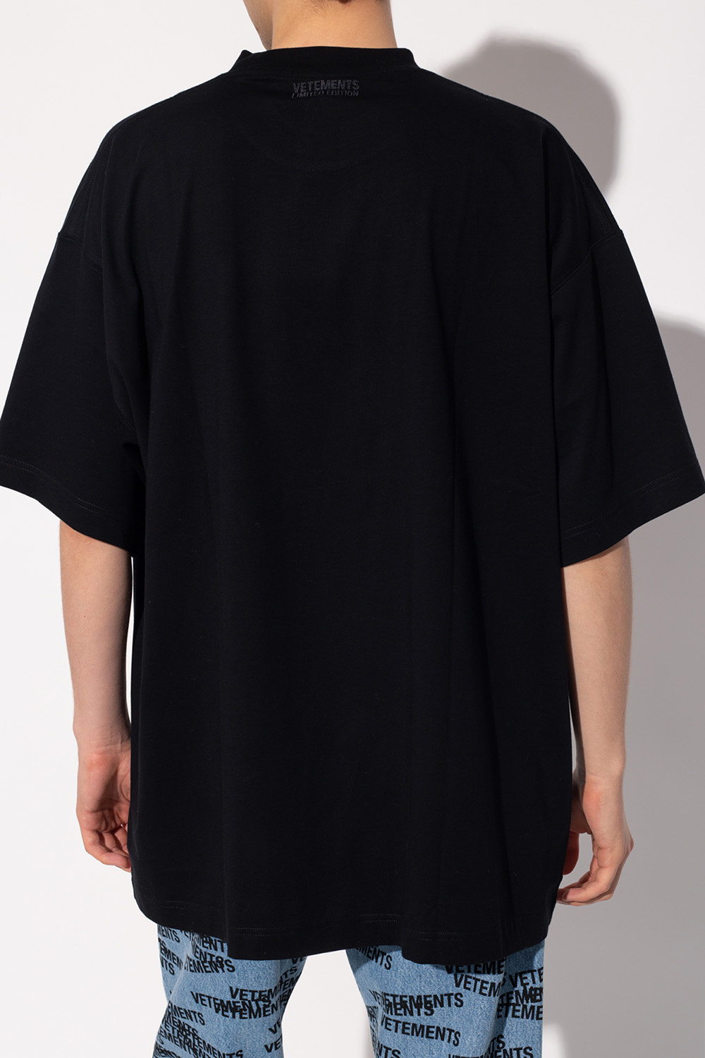 VETEMENTS asymmetric button-down shirt